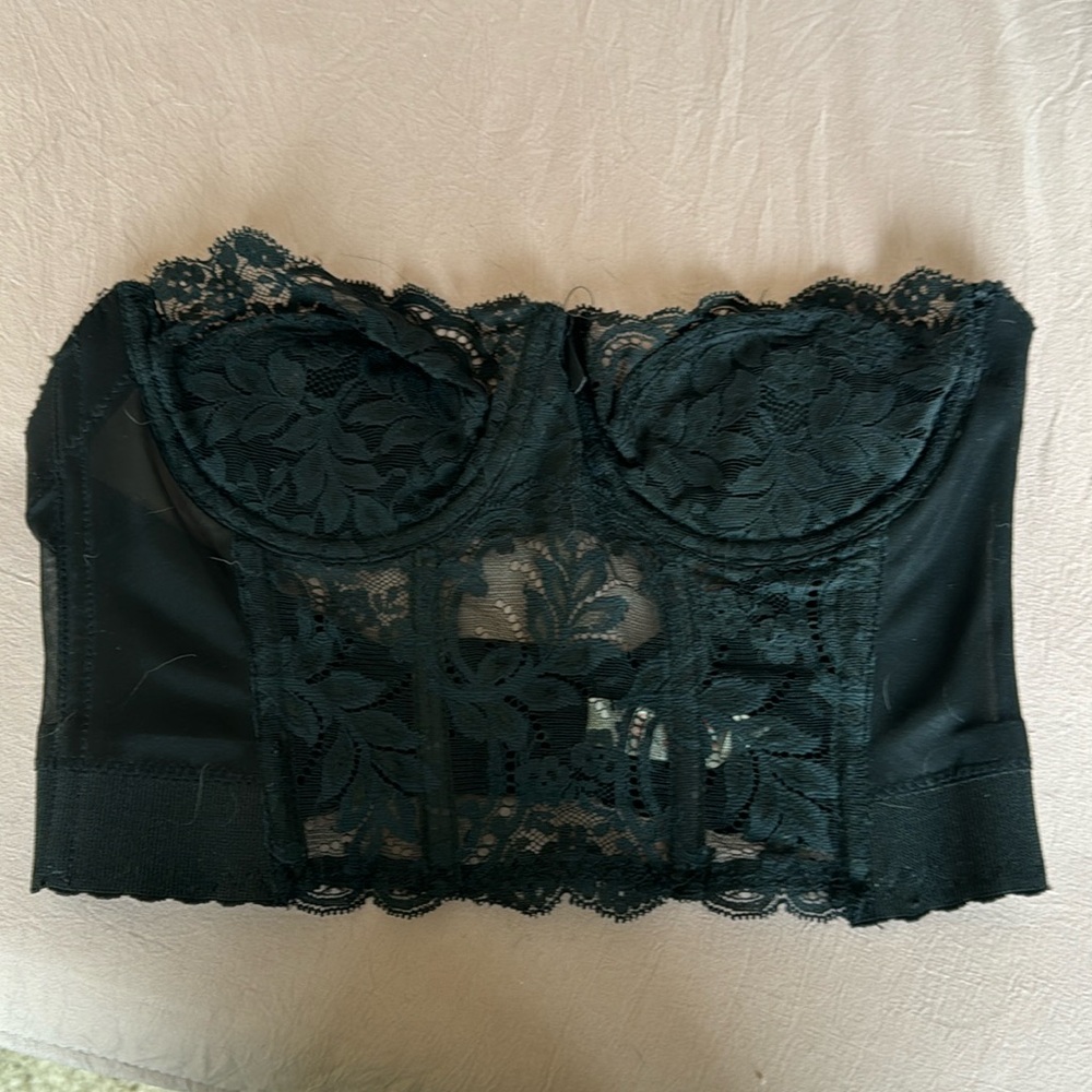 Vintage Black Fleur De Lace Top